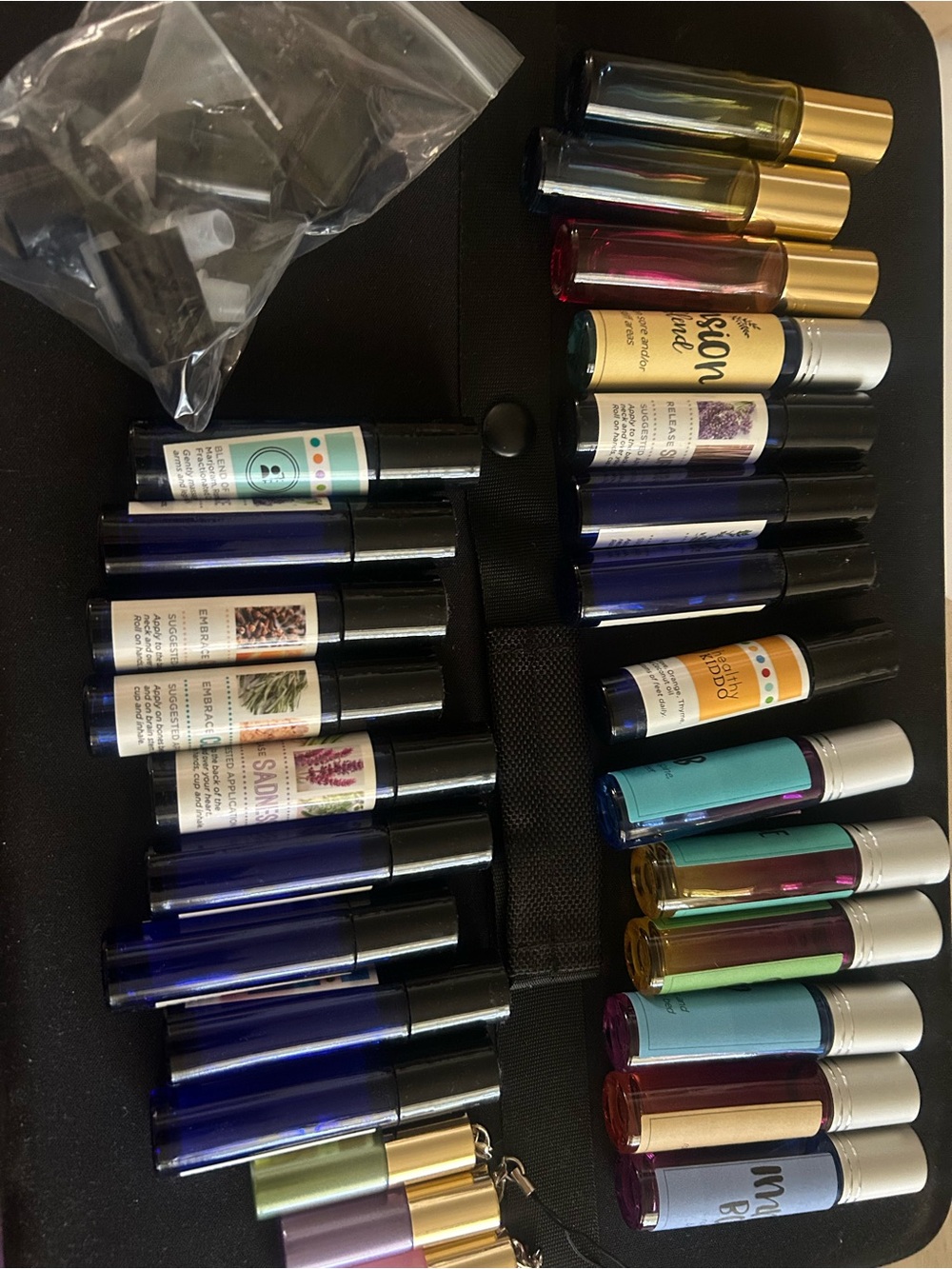 Assorted Essential Oil Empty Roll-On Bottles Sample Bottles, Veg Capsules